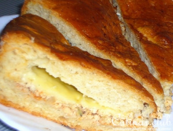 Пирог с курицей и сыром