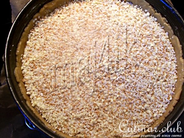 Пряный пирог из овсянки со сгущенным молоком
