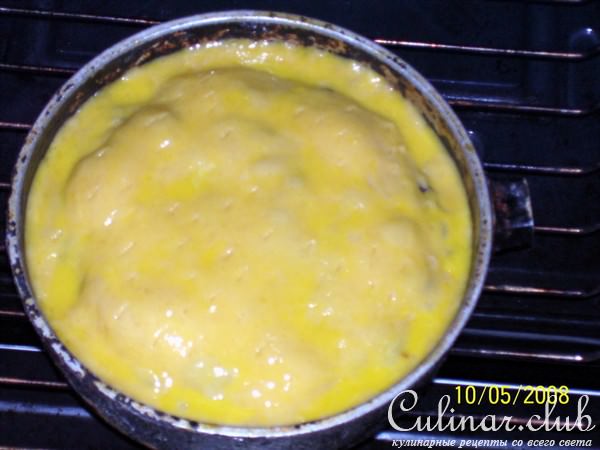 Закрытый яблочный пай с изюмом
