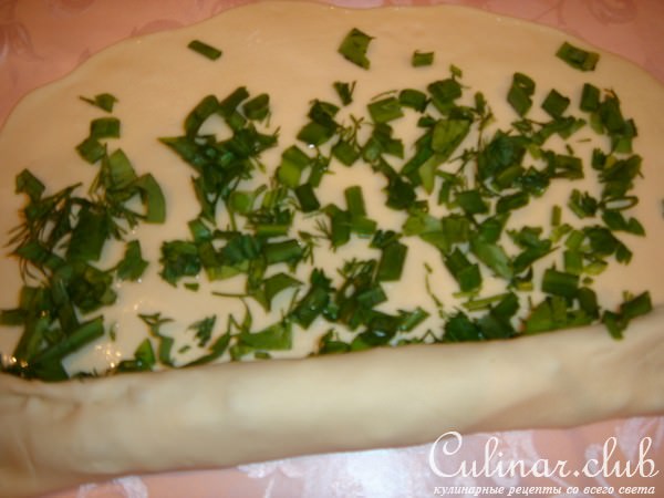 Лепешки с луком и весенней зеленью
