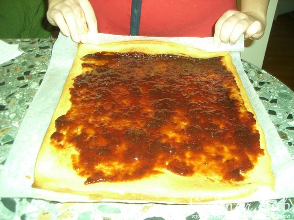 Рулет с джемом