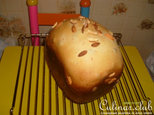 Сдобный пирог с изюмом(для хлебопечки)