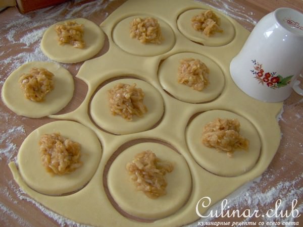"Узелочки" с яблочной начинкой