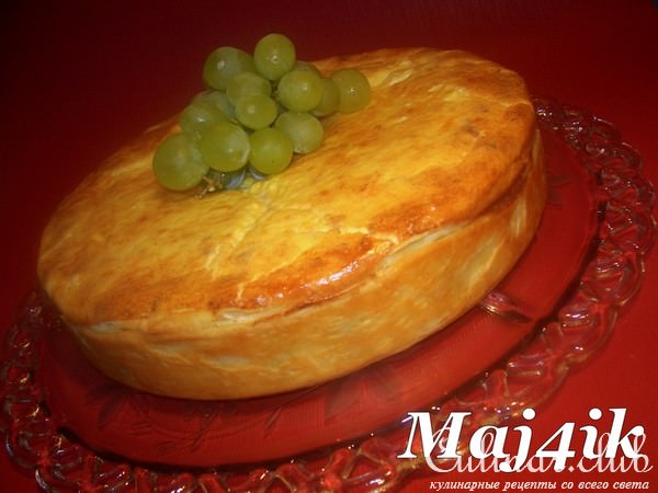 Очень быстрый Сырный киш с орехами и виноградом