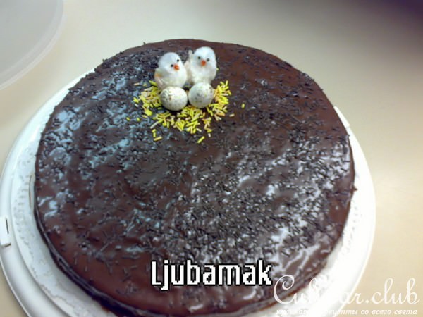 Шоколадный торт с начинкой