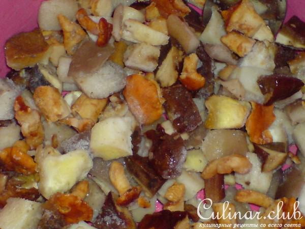 Пирог заливной с рыбой и грибами