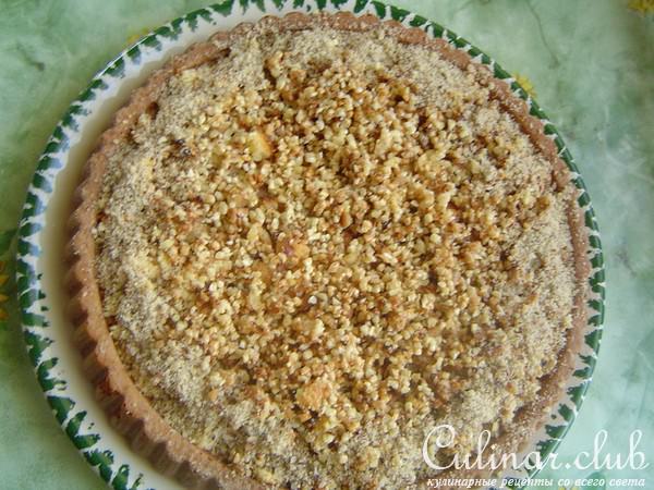 Марципановый торт с орехами.