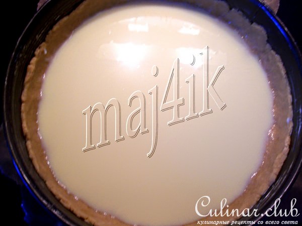 Пряный пирог из овсянки со сгущенным молоком