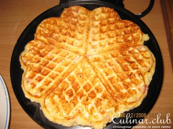 сырные вафли с ветчиной