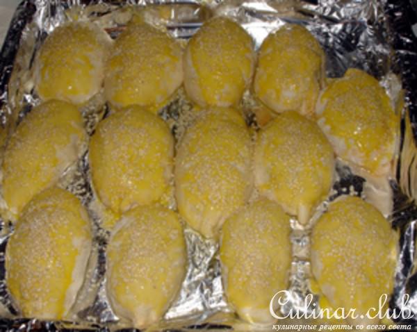 Пирожки с разной начинкой: картошкой, капустой и бананами