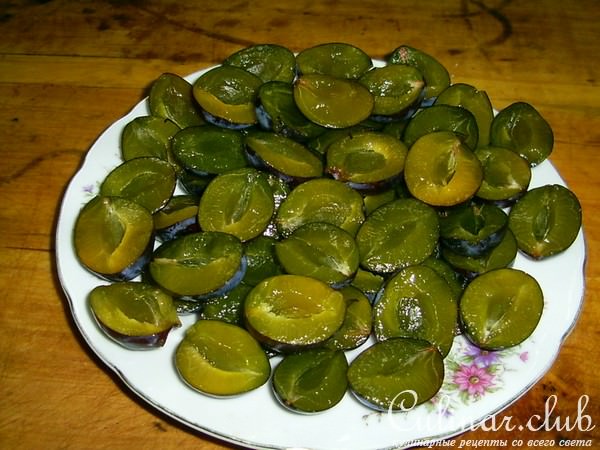 Сливовый пирог с заварным кремом