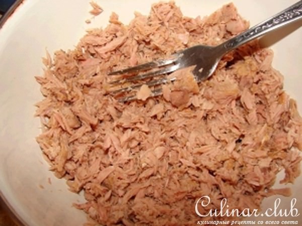 Закусочные пирожки с тунцом