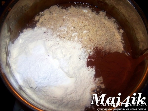 Торт "Пятая точка"(сюрприз ко Дню Рожнения)