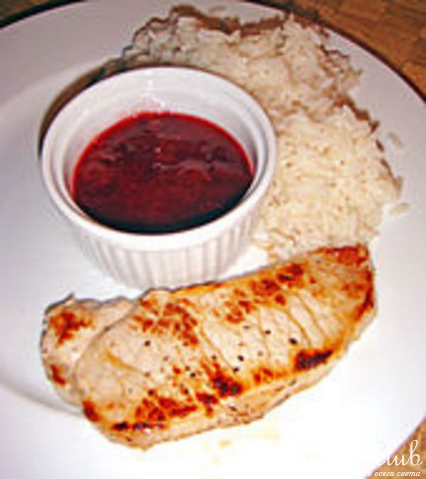 Сливовый пикантный соус к мясу на зиму.