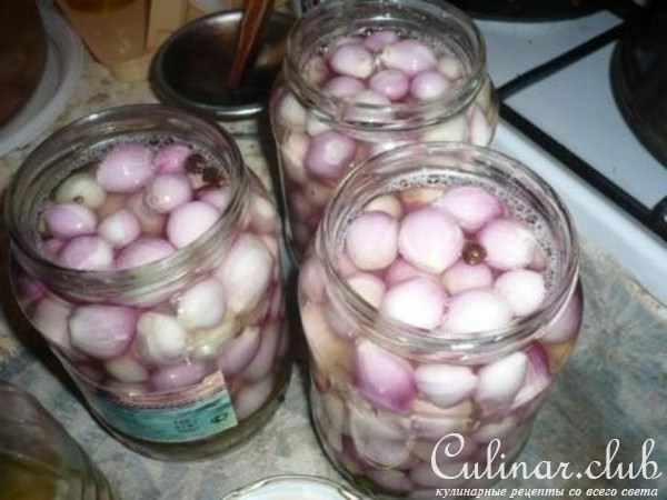 Маринуем коктейльный лучок на зиму