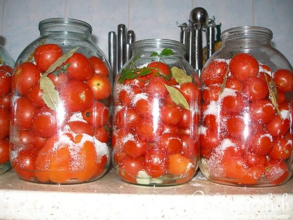 Крохи помидорчики - маринованные