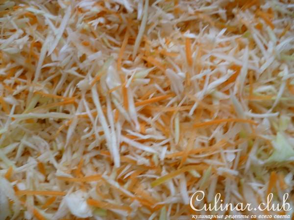 Капуста шинкованная съ сахаромъ и виномъ