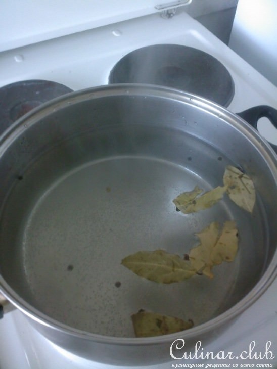 Быстро маринованные помидоры.