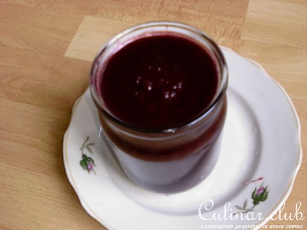 Заготовка из слив и соусы к мясу из неё.