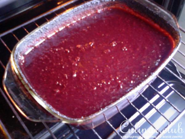 Заготовка из слив и соусы к мясу из неё.