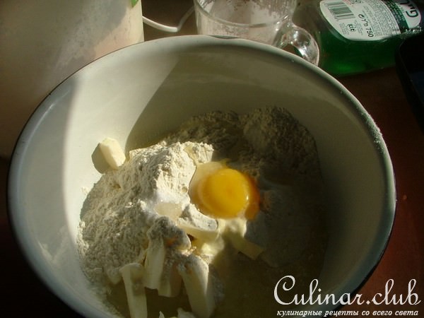 Корзиночки с кремом панакотта и фруктами